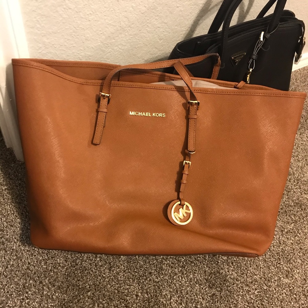 Michael Kors tote